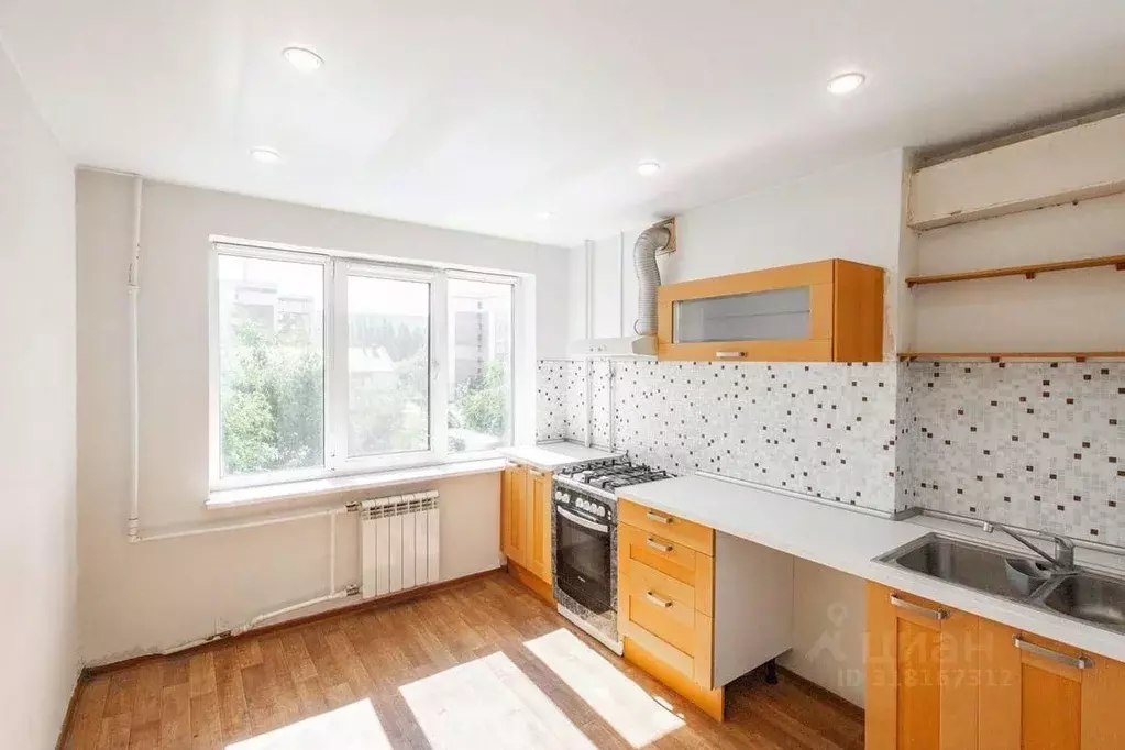 1-к кв. Омская область, Омск ул. Дмитриева, 4к2 (41.1 м) - Фото 1