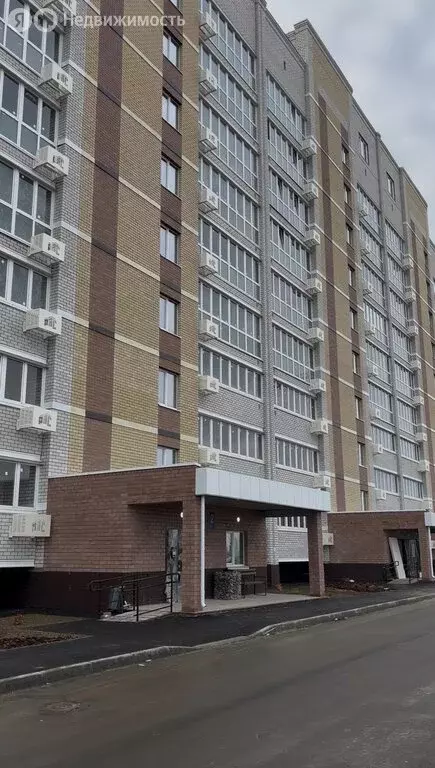 3-комнатная квартира: посёлок городского типа Медведево, улица Дмитрия ... - Фото 2