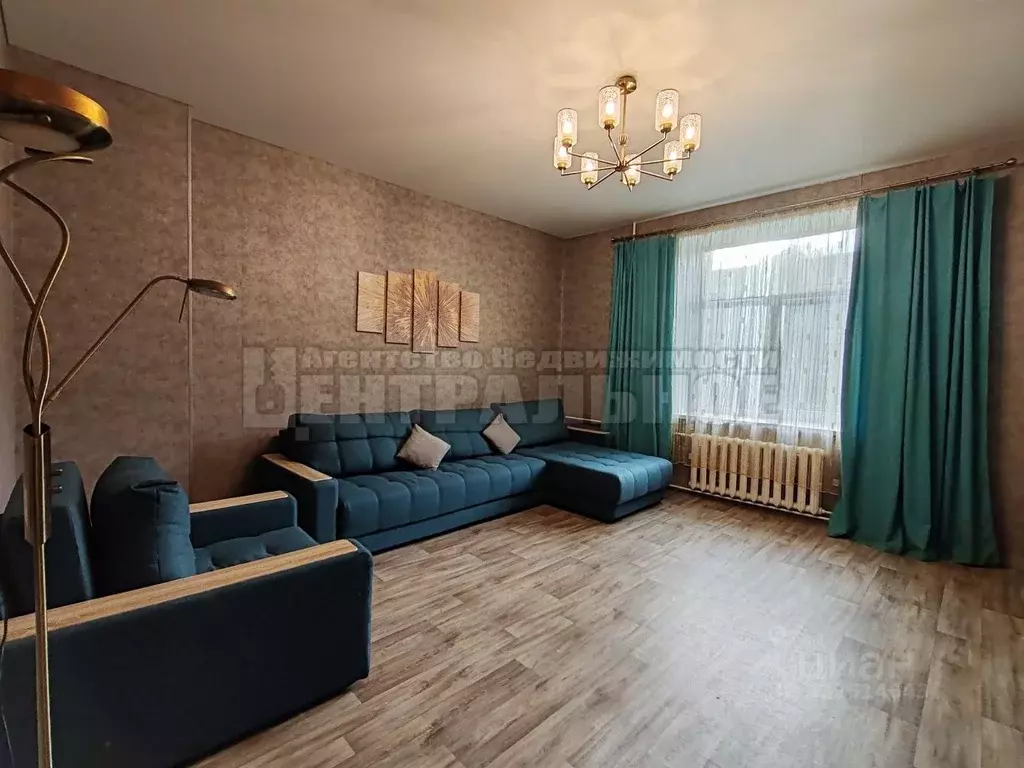 3-к кв. Смоленская область, Смоленск ул. Фрунзе, 49 (73.0 м) - Фото 1