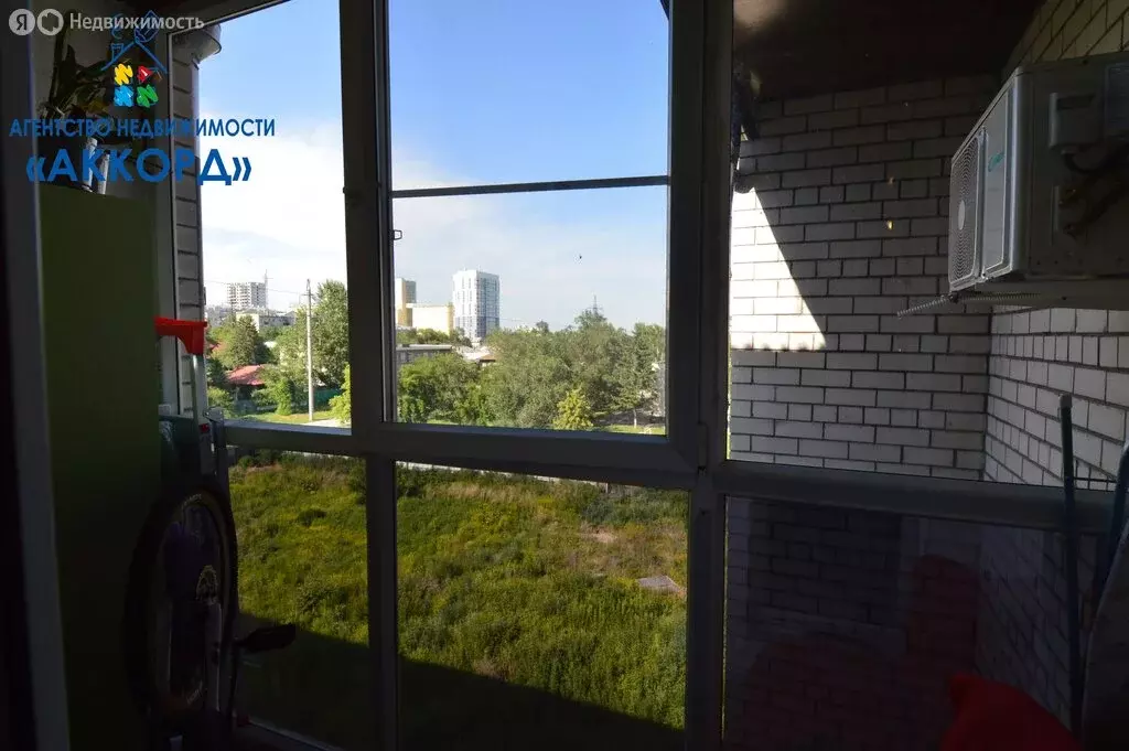 1-комнатная квартира: Барнаул, улица Гоголя, 24Б (28.1 м) - Фото 0