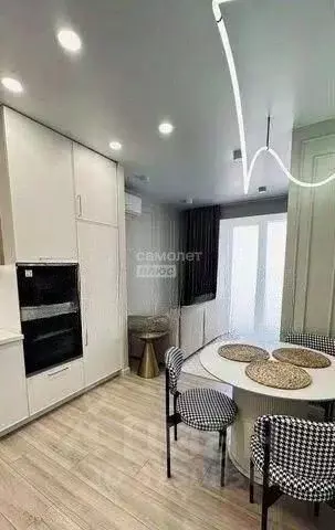 2-к кв. Иркутская область, Иркутск ул. Пискунова, 138/1 (73.0 м) - Фото 0