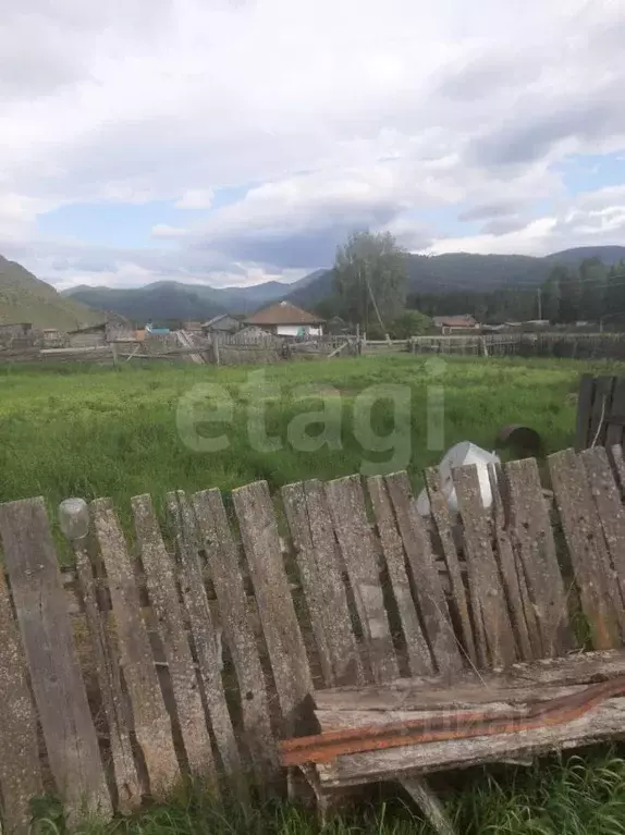 Дом в Алтай, Усть-Коксинский район, с. Амур Советская ул. (28 м) - Фото 1