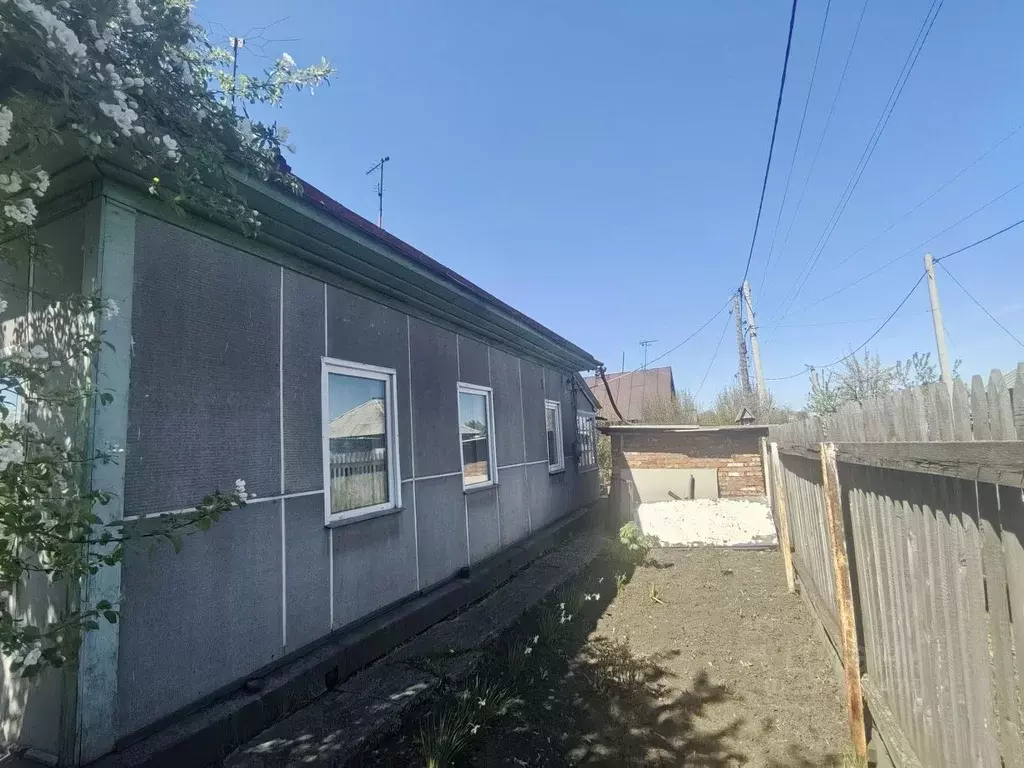 Дом в Кемеровская область, Прокопьевск Спортивная ул. (46 м) - Фото 0