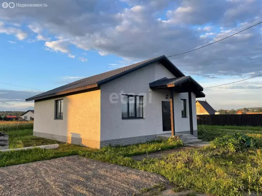 Дом в Белоярский городской округ, деревня Гусева, Вознесенская улица ... - Фото 1