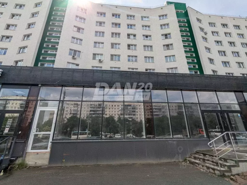Торговая площадь в Челябинская область, Челябинск Комсомольский ... - Фото 0
