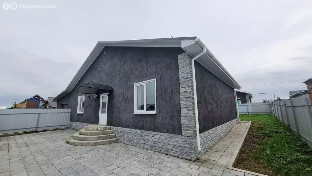 Дом в Челябинская область, Чебаркульский муниципальный округ, деревня ... - Фото 0