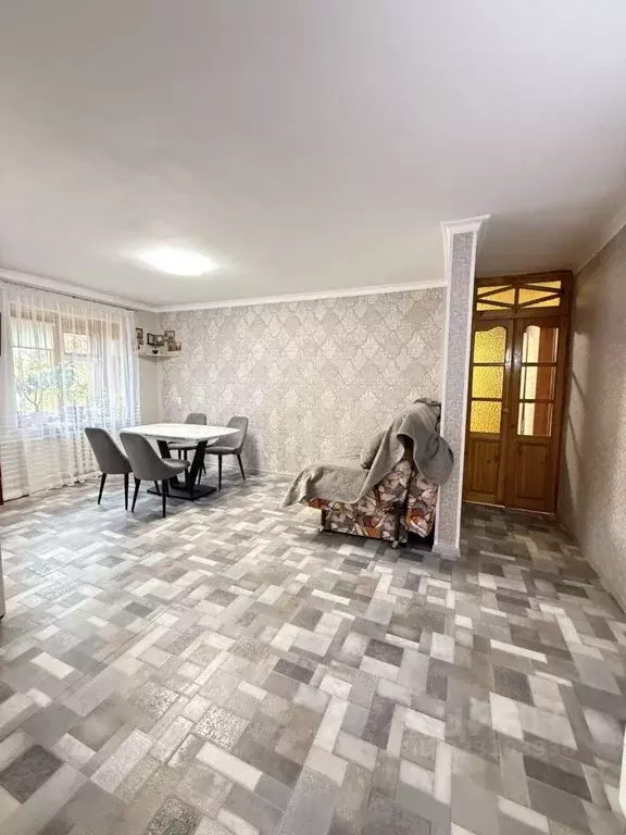 3-к кв. Самарская область, Сызрань Нефтебазная ул., 9 (57.8 м) - Фото 1