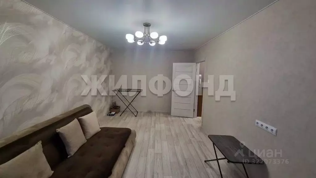 1-к кв. Белгородская область, Белгород ул. Есенина, 20 (34.9 м) - Фото 0