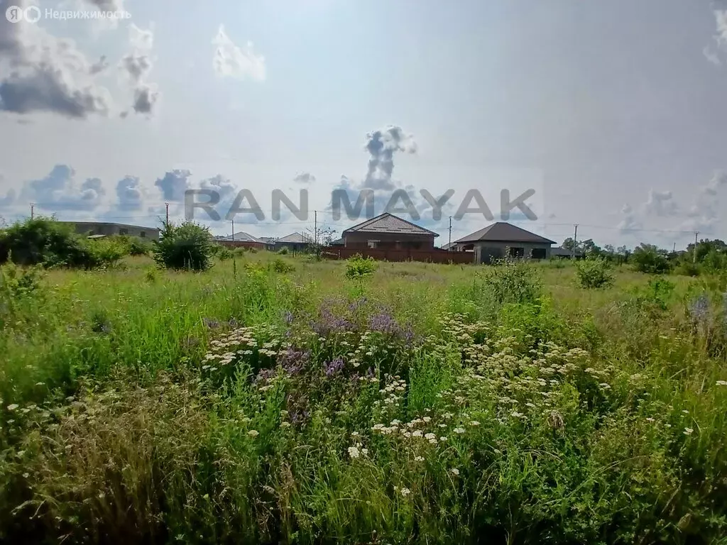 Участок в Майкоп, улица Анны Ахматовой (6.01 м) - Фото 0