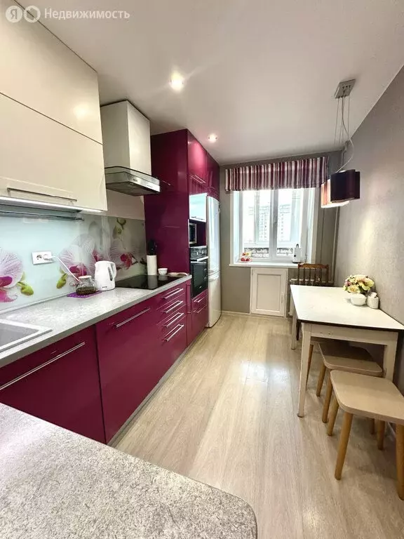 3-комнатная квартира: Киров, улица Чапаева, 7 (60 м) - Фото 1