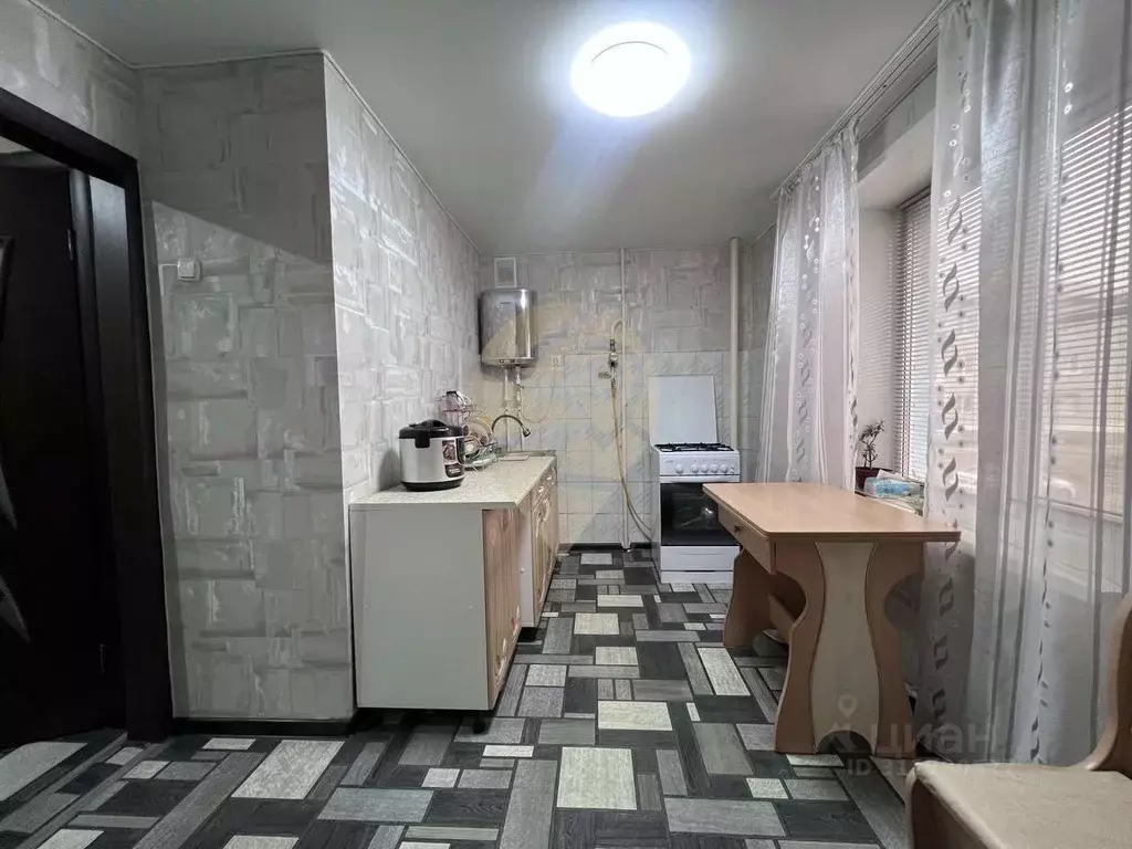 2-к кв. Белгородская область, Старооскольский городской округ, с. ... - Фото 1