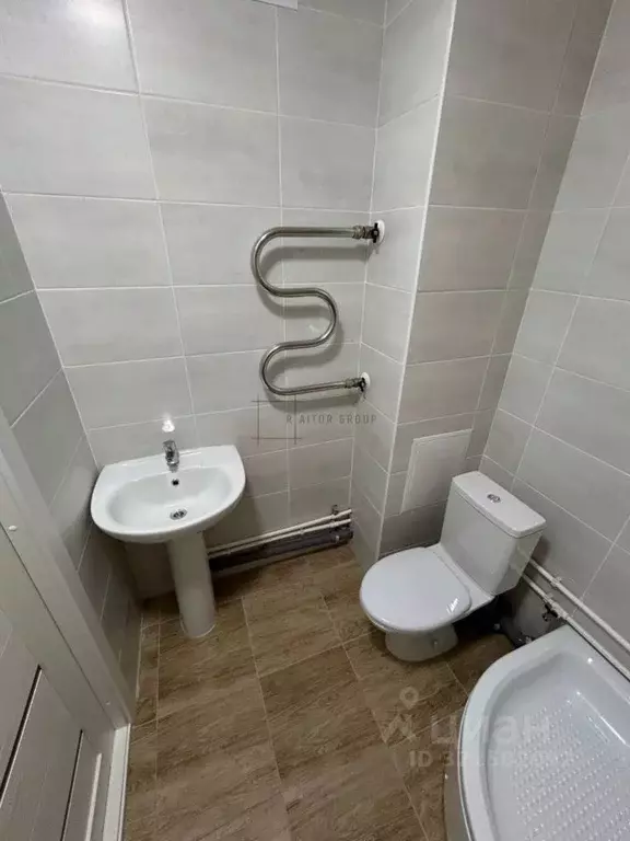 Студия Новосибирская область, Новосибирск Спортивная ул., 45 (22.0 м) - Фото 2