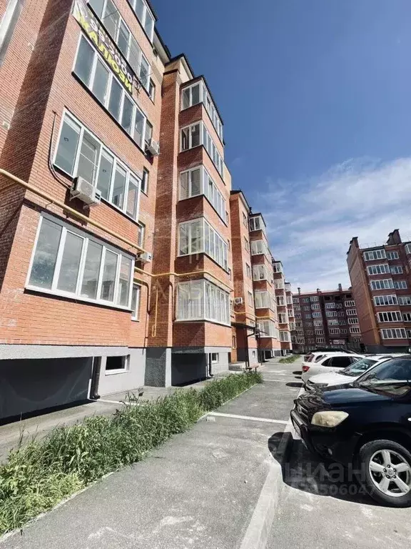2-к кв. Северная Осетия, Владикавказ ул. Хадарцева, 39к1 (76.0 м) - Фото 1