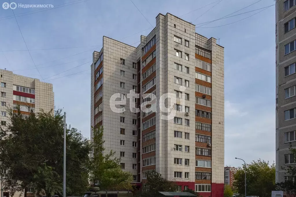 2-комнатная квартира: Тюмень, улица Монтажников, 2 (49.8 м) - Фото 0
