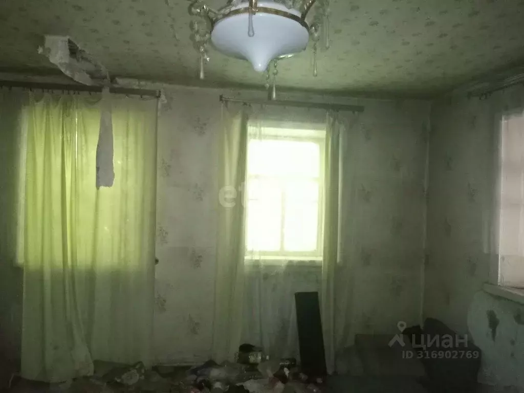 Дом в Белгородская область, Волоконовка рп ул. Чехова (50 м) - Фото 1