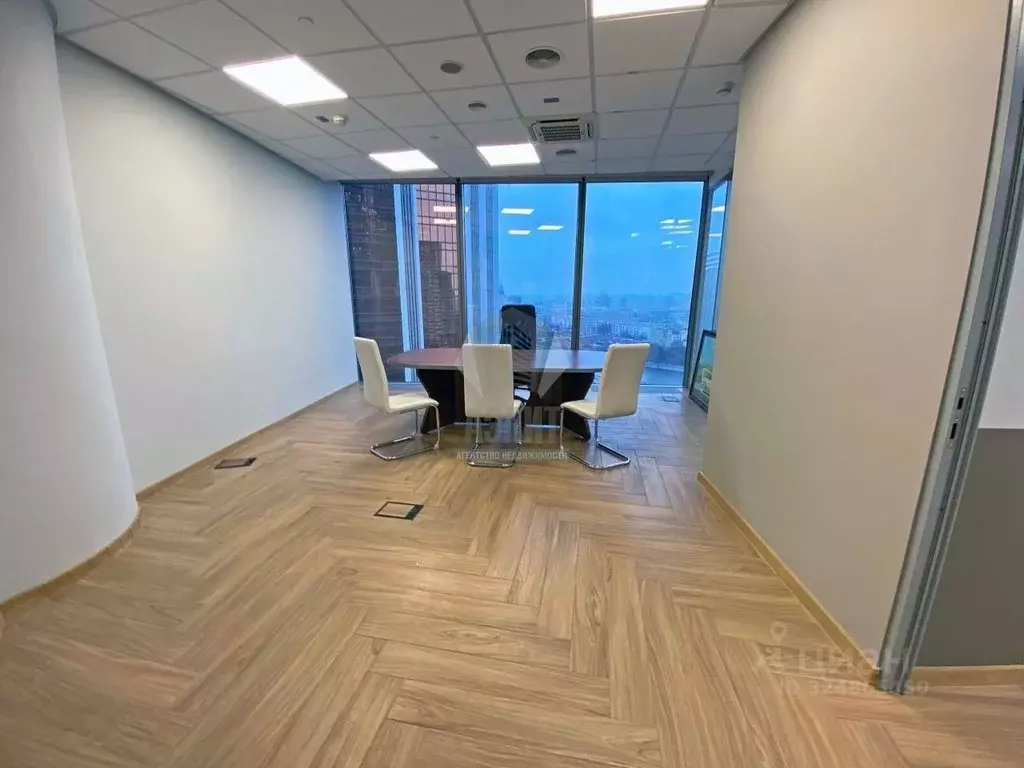 Офис в Москва наб. Пресненская, 12 (211 м) - Фото 0