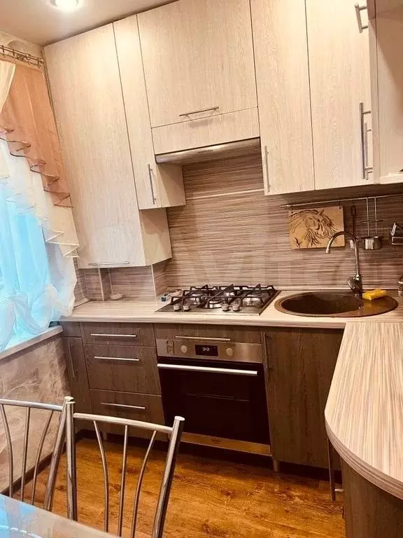 2-к. квартира, 54 м, 3/9 эт. - Фото 1