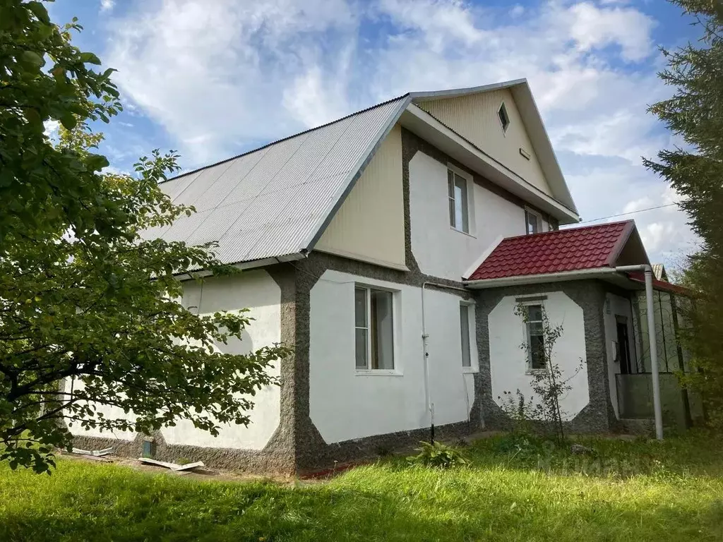 Дом в Тверская область, Вышневолоцкий муниципальный округ, пос. ... - Фото 1