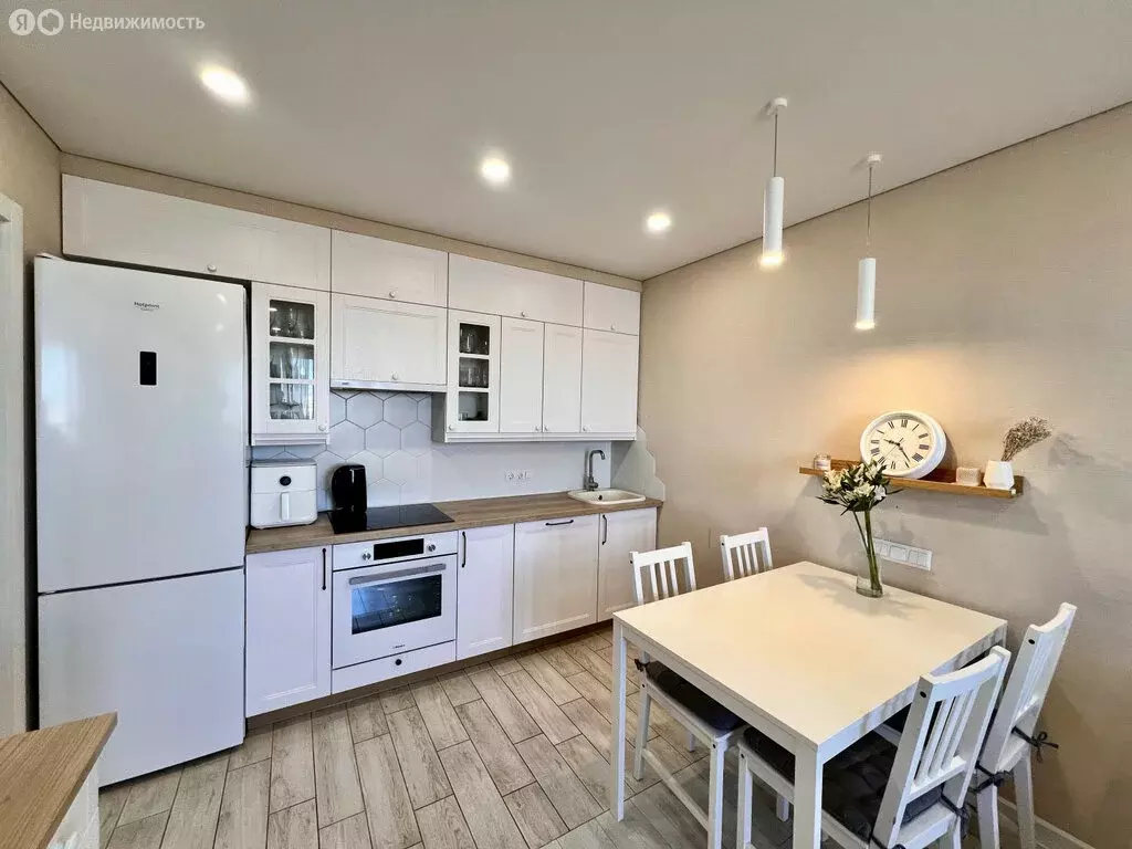 3-комнатная квартира: Киров, улица Ивана Попова, 89 (57.8 м) - Фото 2