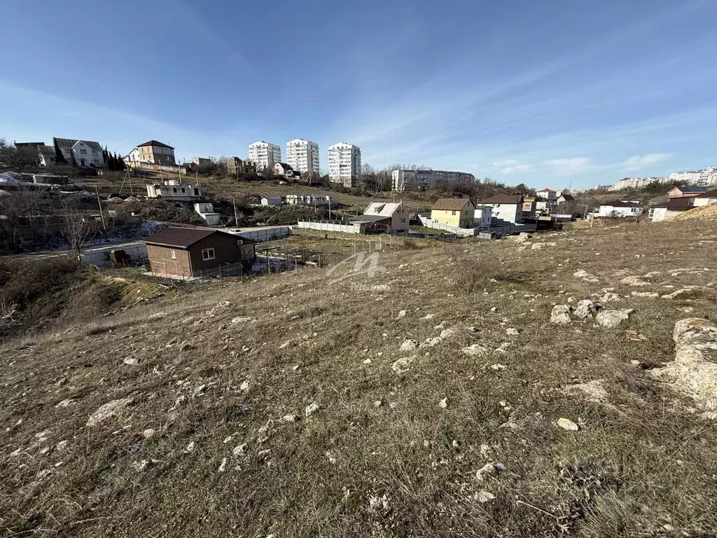 Участок в Севастополь ул. Редутная (5.0 сот.) - Фото 1