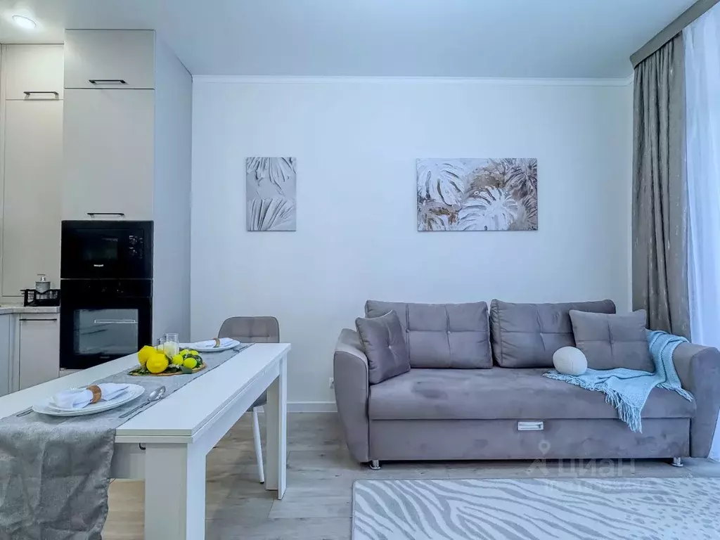 2-к кв. Астраханская область, Астрахань ул. Ахшарумова, 25 (36.8 м) - Фото 1