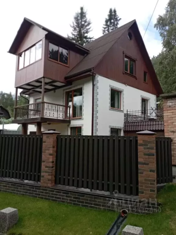 Дом в Красноярский край, Красноярск Мраморный Карьер СНТ,  (154 м) - Фото 1