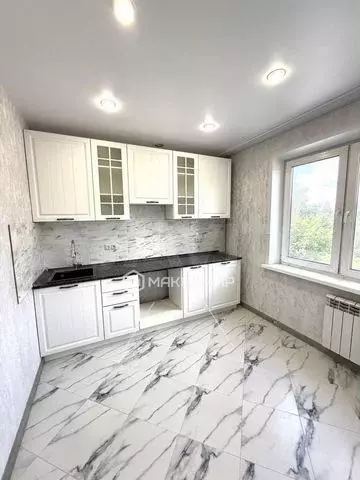 2-к. квартира, 69 м, 3/10 эт. - Фото 0
