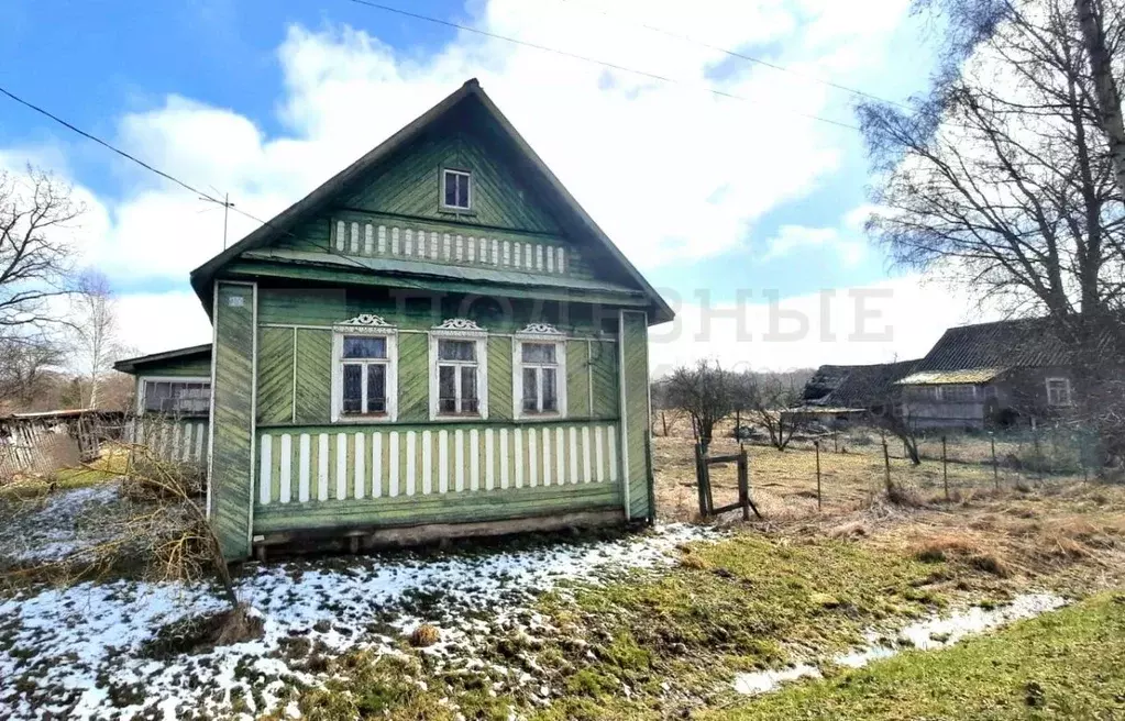 Дом в Новгородская область, Солецкий муниципальный округ, д. Вязище ... - Фото 0