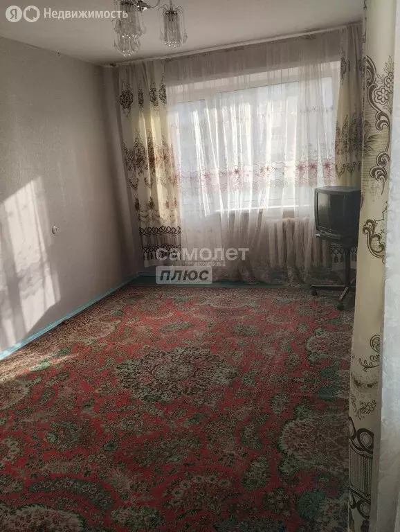 3-комнатная квартира: Энгельс, Полтавская улица, 9Б (57.2 м) - Фото 1