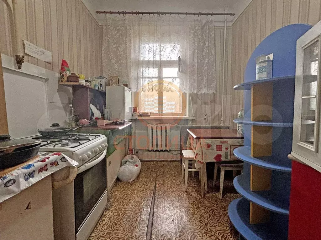 Комната 70 м в 3-к., 2/2 эт. - Фото 1