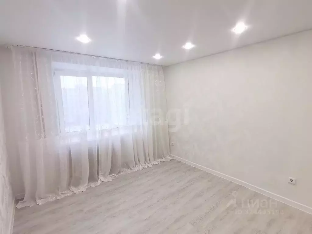 Студия Тюменская область, Тюмень Олимпийская ул., 17 (17.0 м) - Фото 1