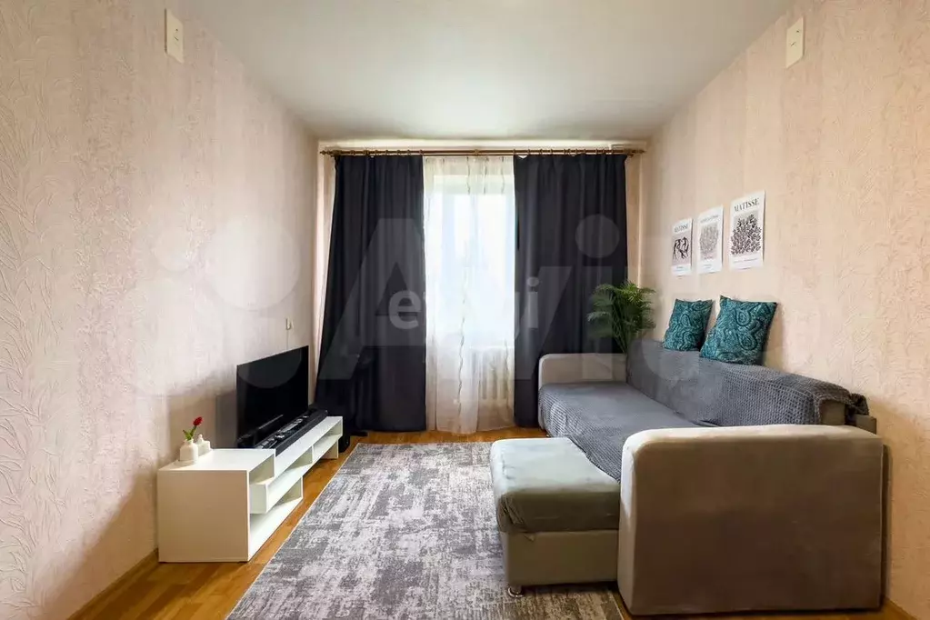 1-к. квартира, 38,2 м, 4/10 эт. - Фото 0