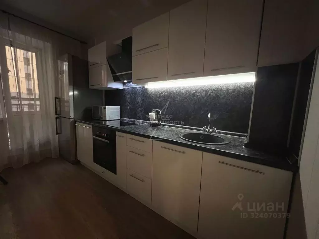 2-к кв. Татарстан, Казань ул. Рауиса Гареева, 102к1 (56.0 м) - Фото 2