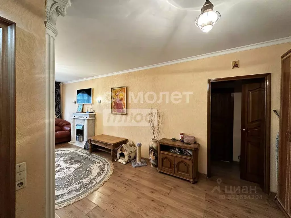 3-к кв. Московская область, Люберцы городской округ, Октябрьский пгт ... - Фото 2