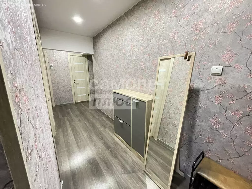 3-комнатная квартира: Ижевск, улица Ленина, 114 (66.2 м) - Фото 1