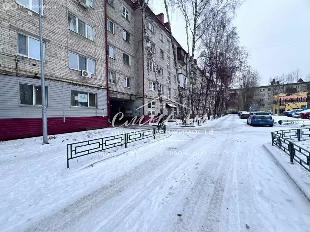 2-комнатная квартира: Тюмень, проезд Геологоразведчиков, 33 (42.2 м) - Фото 1