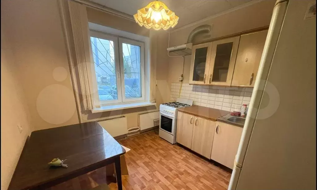 2-к. квартира, 55 м, 1/10 эт. - Фото 1