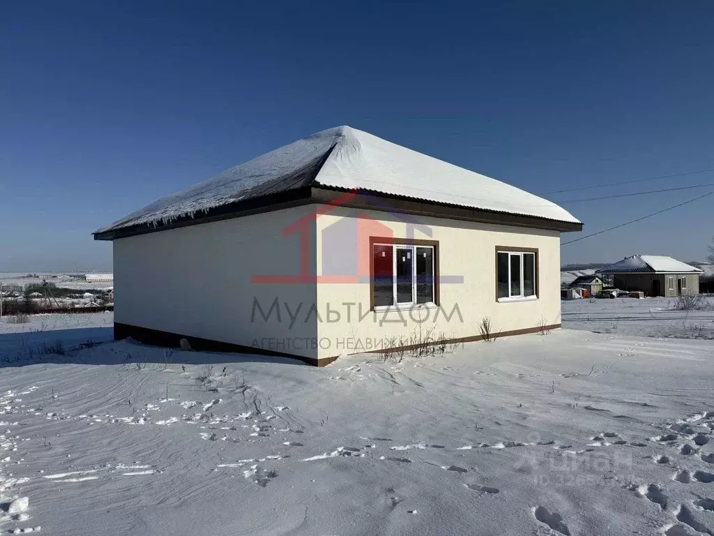 Дом в Белгородская область, Губкинский городской округ, с. Теплый ... - Фото 1