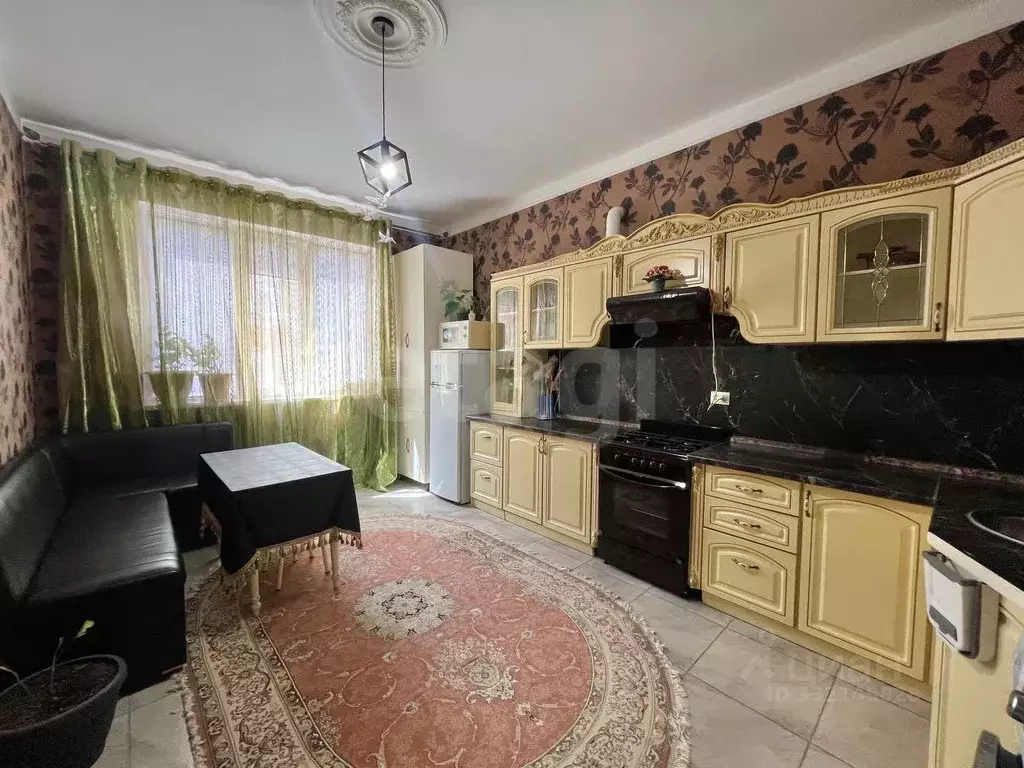 2-к кв. Дагестан, Махачкала ул. Декоративная, 18Г (77.0 м) - Фото 0