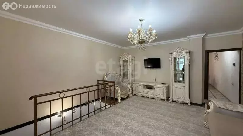 4-комнатная квартира: Нальчик, улица Братьев Лакуновых, 11 (102.8 м) - Фото 2