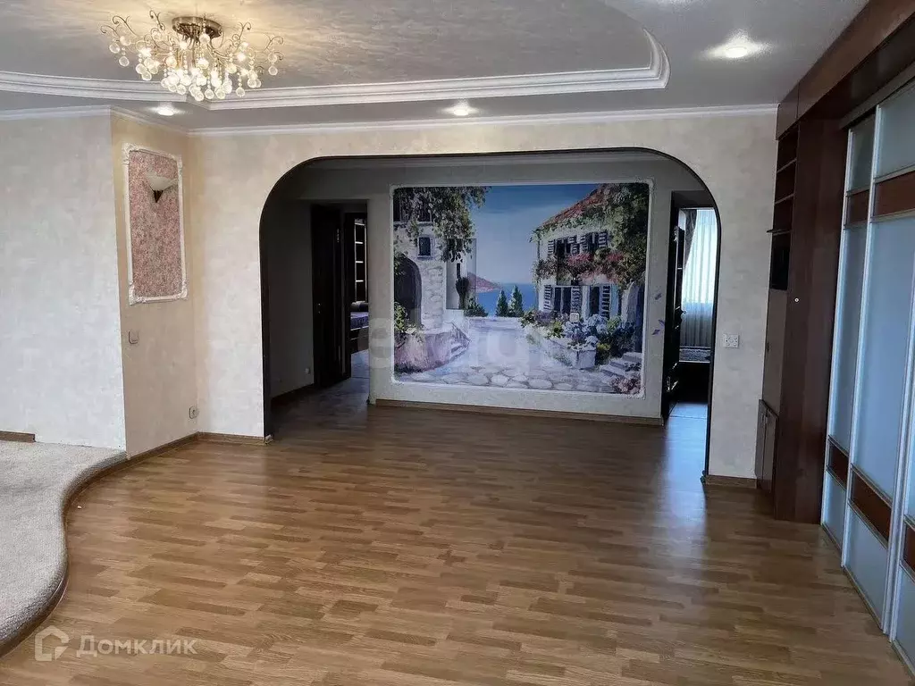 Продаётся 4-к квартира, 100 м - Фото 0