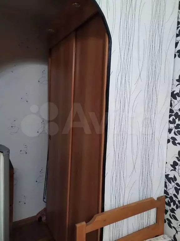 Комната 17 м в 2-к., 1/5 эт. - Фото 1