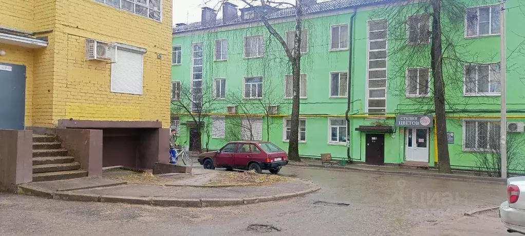 3-к кв. Смоленская область, Смоленск просп. Гагарина, 12а (53.0 м) - Фото 0