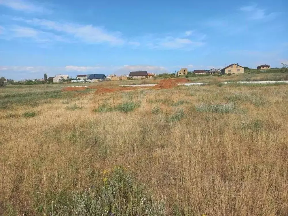 Участок в Крым, Саки ул. Кучюк Бараш (5.99 сот.) - Фото 1