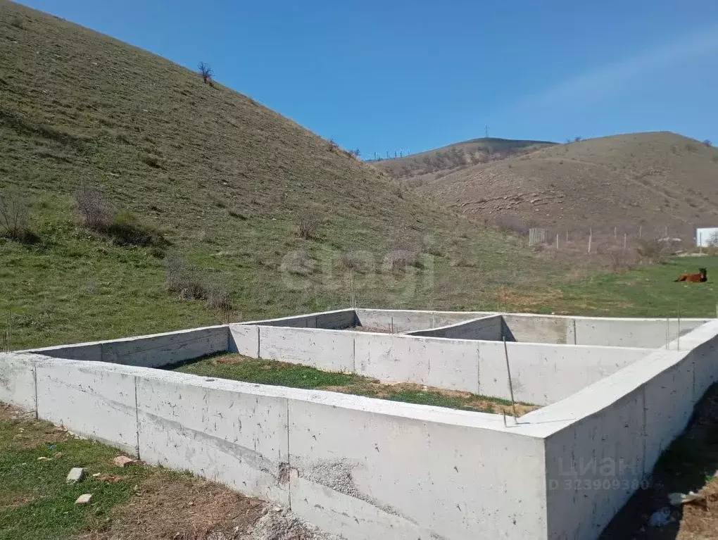 Участок в Крым, Судак муниципальный округ, с. Солнечная Долина, Бугаз ... - Фото 1