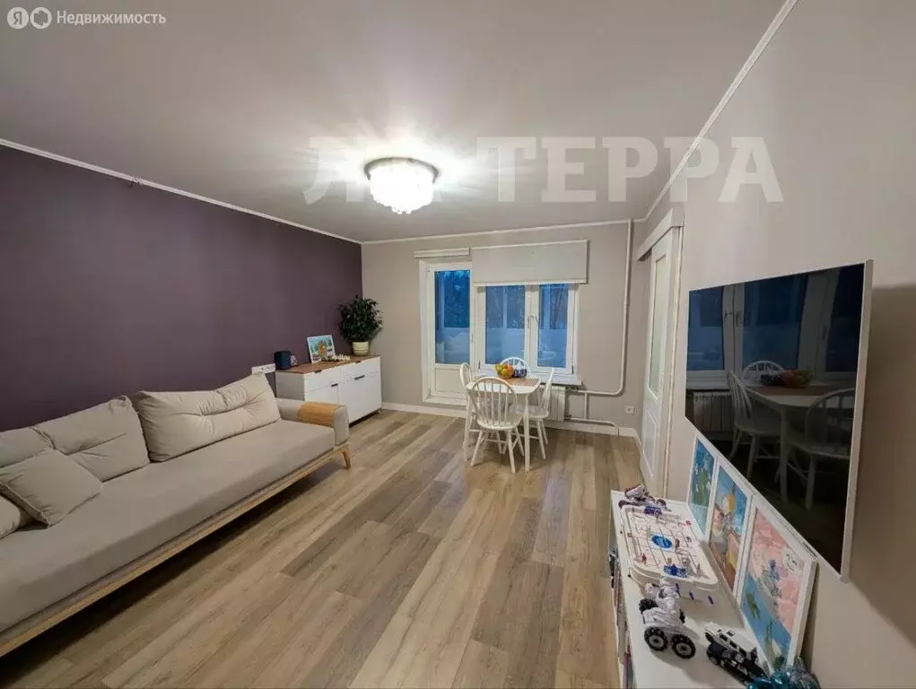 3-комнатная квартира: Москва, улица Островитянова, 39 (79.4 м) - Фото 2