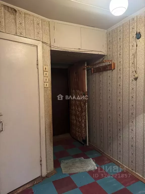 2-к кв. Калужская область, Боровский муниципальный округ, д. Кривское ... - Фото 2