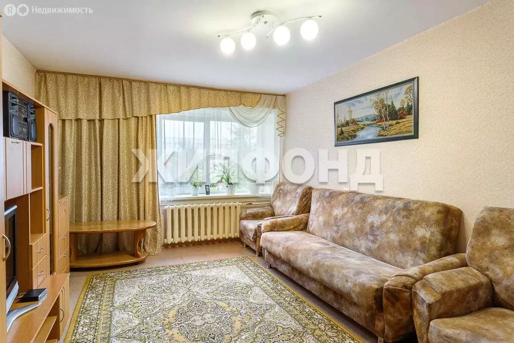 3-комнатная квартира: Новосибирск, улица Забалуева, 60 (58 м) - Фото 1