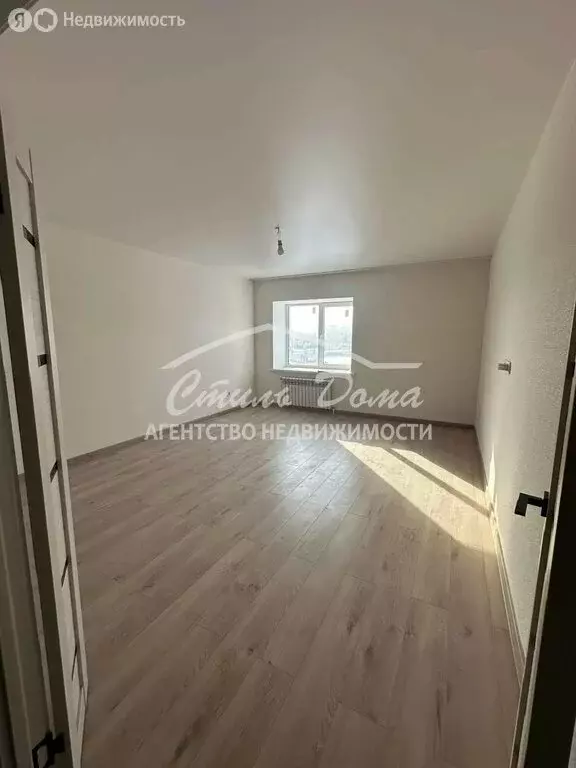 1-комнатная квартира: Волгоград, Шекснинская улица, 62А (49.8 м) - Фото 0