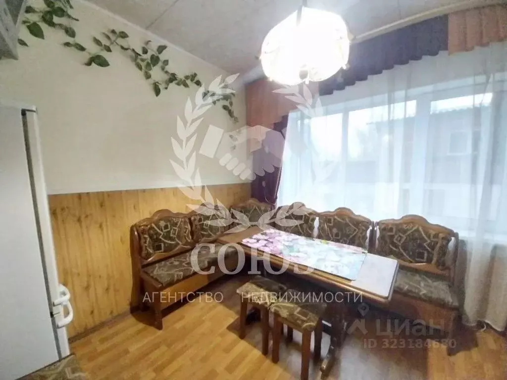 3-к кв. Калужская область, Спас-Деменск Советская ул., 75 (160.0 м) - Фото 2